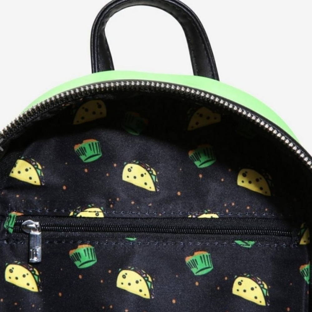 Rare Loungefly GIR Mini Backpack – Limited Edition Invader Zim – New + Bonus Plu - Picture 3 of 7